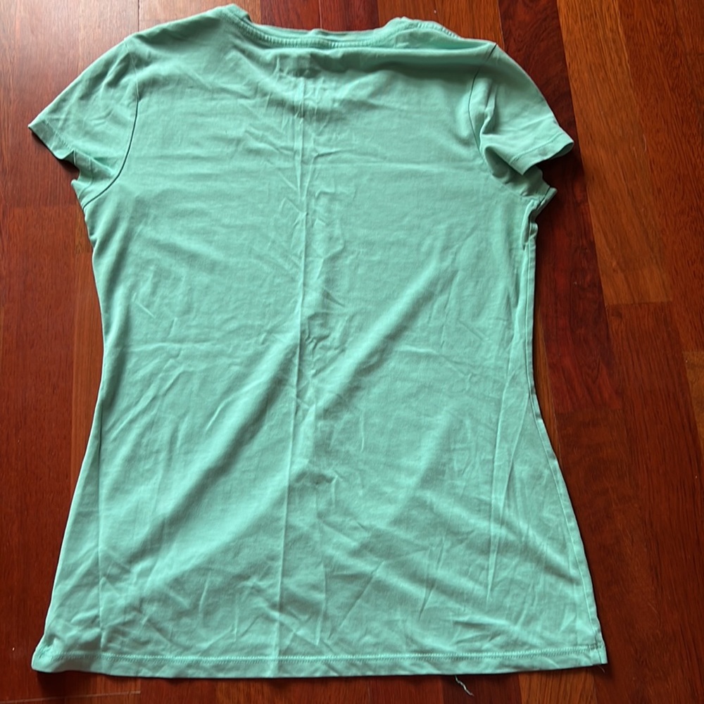 Nike top large - Picture 3 of 3